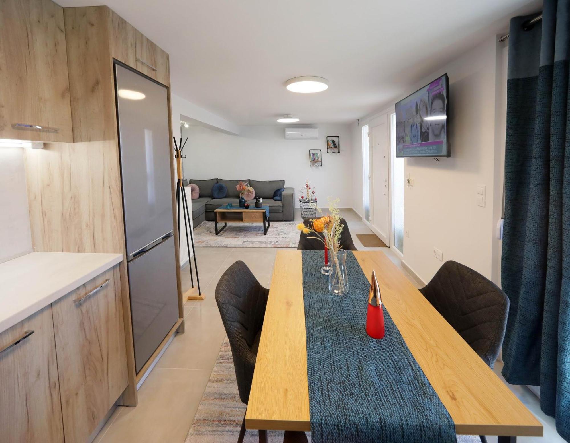 Cozy Like Home Maniákoi Екстериор снимка